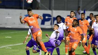 La UPN y el Real de Minas empataron 2-2 en el estadio Nacional. Foto Ronald Aceituno