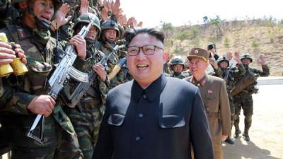 Kim Jong-un lidera los festejos del 'Día del Sol' en Pyongyang. AFP.