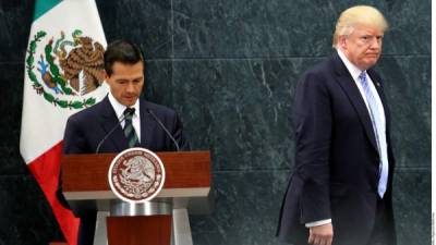 El presidente de México Enrique Peña Nieto ha recibido fuertes críticas por su reunión con el republicano Donald Trump.