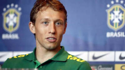 Lucas Leiva compareció en rueda de prensa.