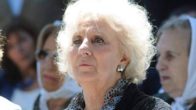 La presidenta de la organización humanitaria Abuelas de Plaza de Mayo, Estela Carlotto, recuperó este martes a su nieto, de 36 años.