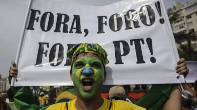 Casi dos millones de brasileños salieron a las calles el pasado domingo para exigir la destitución de Dilma Rousseff.