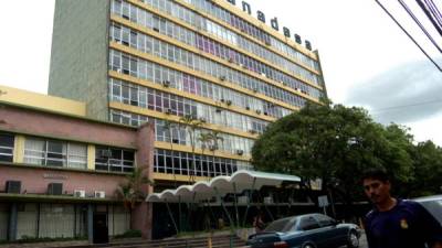 Edificio que alberga la sede de Banadesa en Tegucigalpa.