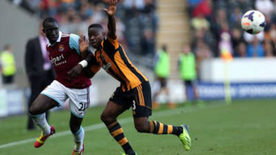 Maynor Figueroa fue titular con el Hull City ante West Ham.