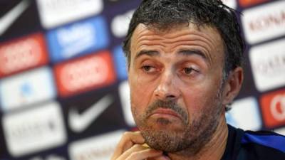 GRA162. SANT JOAN DESPÍ (BARCELONA), 20/05/2017.- El entrenador del FC Barcelona, Luis Enrique, durante la rueda de prensa que ofreció tras el entrenamiento de la plantilla barcelonista para preparar el último partido de Liga que disputarán mañana ante el Eibar en el Camp Nou. EFE/Toni Albir