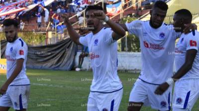 Olimpia comenzó el torneo venciendo 0-1 al Vida y este domingo se enfrentará al Honduras Progreso.