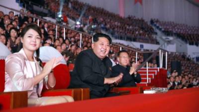 El tercer hijo de Kim Jong-un y su esposa nació haces unos meses, confirmó la Inteligencia de Seúl. AFP.