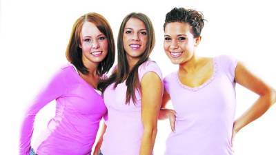 Las mujeres deben pasar la voz de la importancia del autoexamen y mamografía para lograr una detección temprana.