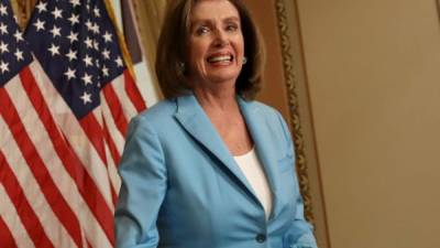 Speaker of the House Nancy Pelosi gavels the close of a vote by the US House of Representatives on a resolution formalizing the impeachment inquiry centered on US President Donald Trump October 31, 2019 in Washington, , DC. - Congress formally opened a new, public phase of its presidential investigation Thursday as US lawmakers voted for the first time to advance the impeachment process against Donald Trump. The chamber voted largely along party lines, 232 to 196, to formalize the process, which also provides for opportunities for Trump's counsel to cross-examine witnesses. (Photo by Win McNamee / POOL / AFP)