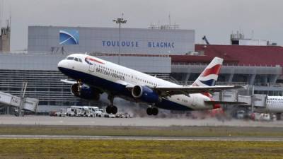 Un vuelo de Londres a Nueva York realizó el recorrido en 4 horas y 56 minutos, rompiendo un récord de velocidad./