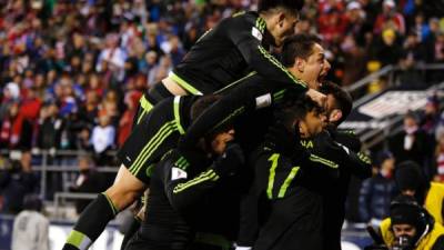 La selección mexicana logró una gran victoria contra Estados Unidos en el inicio de la hexagonal de la Concacaf rumbo al Mundial de Rusia 2018. Foto AFP