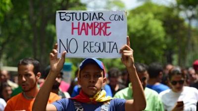 Los estudiantes venezolanos protestan constantemente contra las políticas del Gobierno del presidente Nicolás Maduro. Foto: AFP/Ronaldo Schemidt