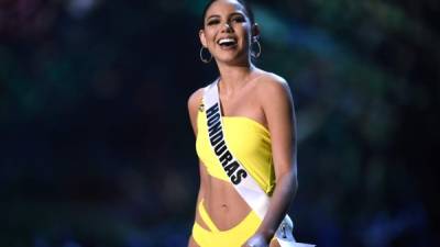 Vanessa Villars of Honduras competes in the swimsuit competition during the 2018 Miss Universe pageant in Bangkok on December 13, 2018. (Photo by Lillian SUWANRUMPHA / AFP)