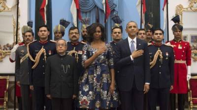 Alrededor de unos 50 mil agentes fueron desplegados en Nueva Delhi para velar por la seguridad del presidente estadounidense y su esposa Michelle Obama.