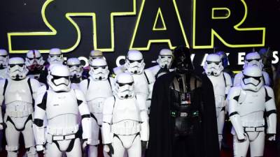 Después de diez años de espera, fans de todo el mundo descubrieron la séptima entrega de 'Star Wars', presentada como el gran evento cinematográfico del año.