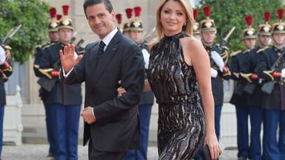 Enrique Peña Nieto y su esposa, la actriz Angélica Rivera.