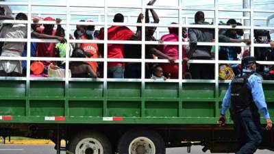 Los inmigrantes ingresaron a Honduras por la aduana Las Manos, fronteriza con Nicaragua. AFP