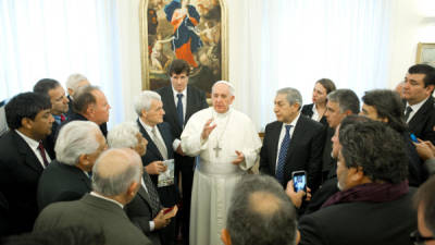 El papa Francisco durante su encuentro con un grupo de secretarios generales argentinos.