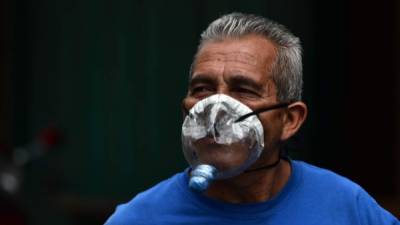 Las autoridades sanitarias de Honduras han destacado la importancia de que la población cumpla las medidas establecidas por el Gobierno, como quedarse en casa, para evitar la propagación del contagio. AFP