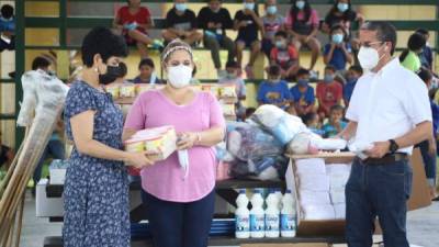 Entre los centros beneficiados están el Asilo de Ancianos Perpetuo Socorro y el Hogar de Niños Enmanuel.