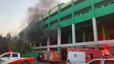 Un fuerte incendio se registró dentro del estadio Nou Camp del club León de la Liga de México por culpa de un ladrón.