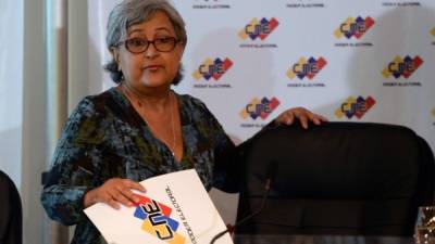 Tibisay Lucena, la presidenta del CNE hizo hoy el anuncio de la reprogramación de la fecha de las elecciones.
