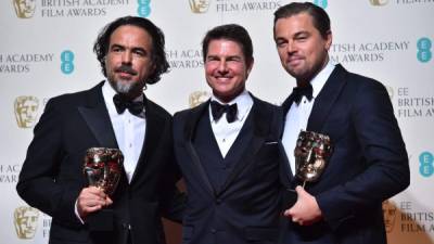 Tom Cruise entregó los premios a Iñárritu y DiCaprio. Foto: AFP/Ben Stansall