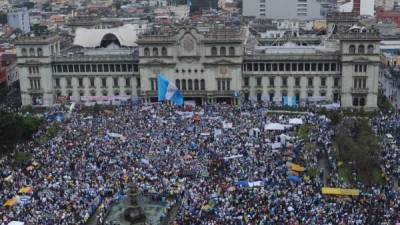 La Plaza Central de la capital guatemalteca fue el epicentro de las protestas.