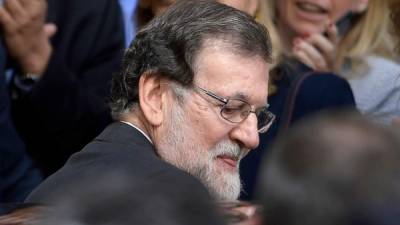 Rajoy ve la manibra política como una trama de los socialista para hacerse con el poder que no pudieron obtener en las urnas.