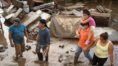 Miles de niños son afectados en Honduras por los efectos de Eta.