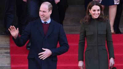 El príncipe William y Kate Middleton, duques de Cambridge, realizaron su primer compromiso oficial del año, justo una semana después de la huida de los duques de Sussex de la realeza.