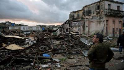 El potente tornado causó gran devastación en La Habana, dejando hasta el momento tres muertos y 176 heridos./AFP.