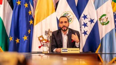 Bukele convocó a los embajadores en El Salvador para exponer los motivos por los cuales fueron destituidos jueces y fiscal./