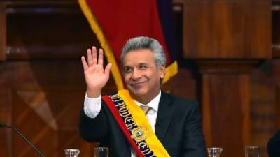 Moreno, quien sufre una paraplegia, fue juramentado esta mañana como presidente de Ecuador. AFP