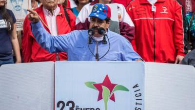 Los fantasmas de un golpe de Estado debido a la crisis en que se encuentra sumida Venezuela persiguen a Maduro.