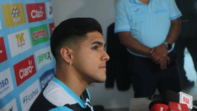 Luis Palma en conferencia de prensa previo al duelo entre Honduras y México por la Nations League de Concacaf.
