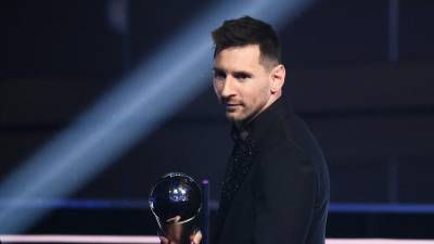 Lionel Messi recibió el premio ‘The Best’ al mejor futbolista de 2022 en una gala organizada por la FIFA en París.