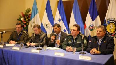 Los ministros de Defensa de Centroamérica se encuentran reunidos en Tegucigalpa.