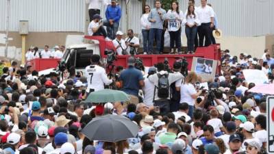 El presidente Juan Orlando Hernández llegó a la Marcha por la paz en Tegucigalpa.