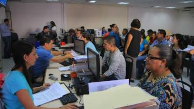 En las oficinas de la SAR atenderán al público en horario normal este día.