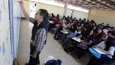 Los estudiantes ayer en su primer día de clases.