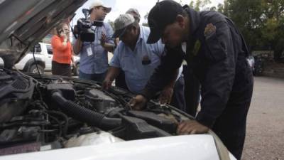 La revisión se hace en el predio de la Dirección de Transporte.