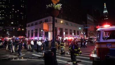 El alcalde de Nueva York, Bill de Blasio, calificó hoy como un 'incidente muy grave' la explosión que se registró esta noche en la ciudad, y confirmó que, inicialmente, la consideran como un 'acto deliberado'.