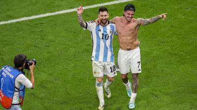 Rodrigo De Paul es catalogado como un “guardaespaldas” de Lionel Messi en la Selección de Argentina ya que siempre aparece al lado de “La Pulga”. ¿Por qué casi nunca se separan?