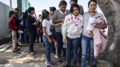La nueva medida obliga a los migrantes que cruzan por un tercer país pedir el asilo en este antes de hacerlo en Estados Unidos./AFP.