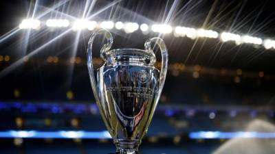 Football - Manchester City v FC Barcelona - UEFA Champions League Second Round First Leg - Etihad Stadium, Manchester, England - 24/2/15General view of the UEFA Champions League trophy at the Etihad stadium before the matchReuters / Phil NobleLivepicEDITORIAL USE ONLY.