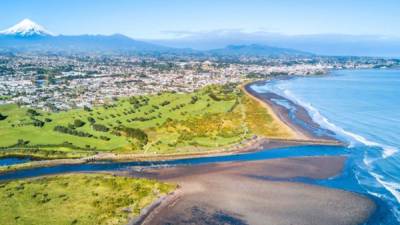 La isla del millonario alemán se ubica frente al mar de Tasmania.