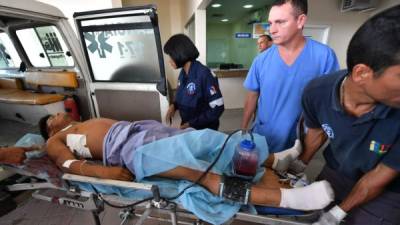 En un hospital de la ciudad de Boa Vista, atienden a uno de los heridos tras el enfrentamiento reportado en la frontera entre Brasil y Venezuela.