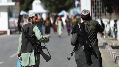 Los talibanes patrullan las calles de Kabul para hacer cumplir las reglas de la ley islámica./AFP.