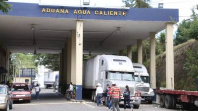 Imagen de la aduana terrestre de Agua Caliente, entre Honduras y Guatemala.